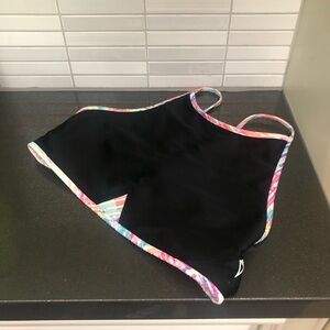 EUC Ivivva by Lululemon girl’s swim top  🍋